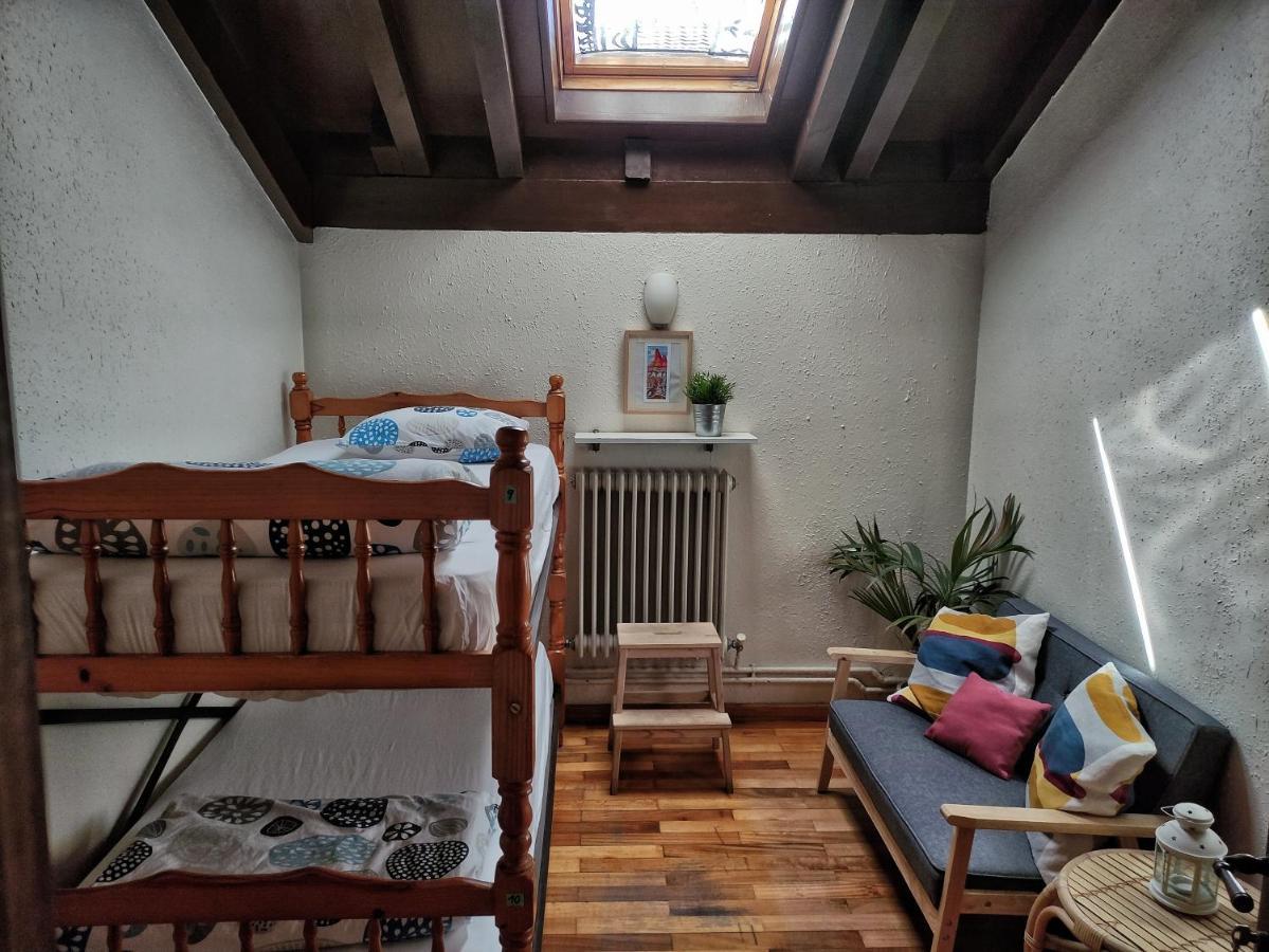 Refugio La Ardilla Real Hostel โปซาดา เด วาลเดออน ภายนอก รูปภาพ