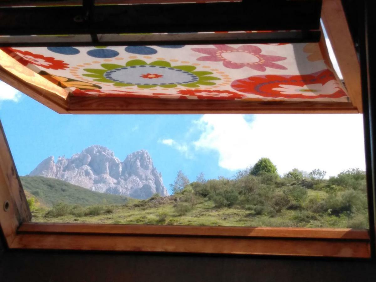 Refugio La Ardilla Real Hostel โปซาดา เด วาลเดออน ภายนอก รูปภาพ