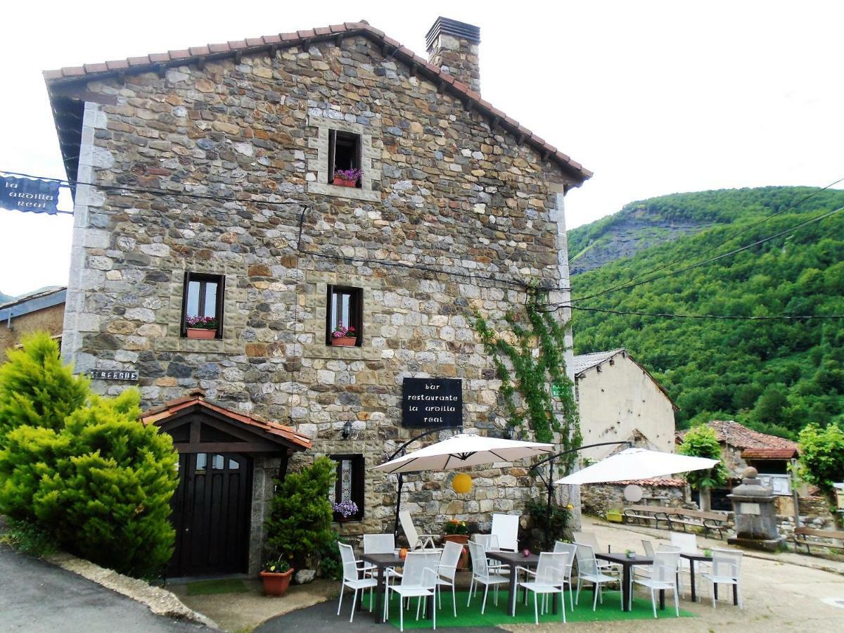 Refugio La Ardilla Real Hostel โปซาดา เด วาลเดออน ภายนอก รูปภาพ