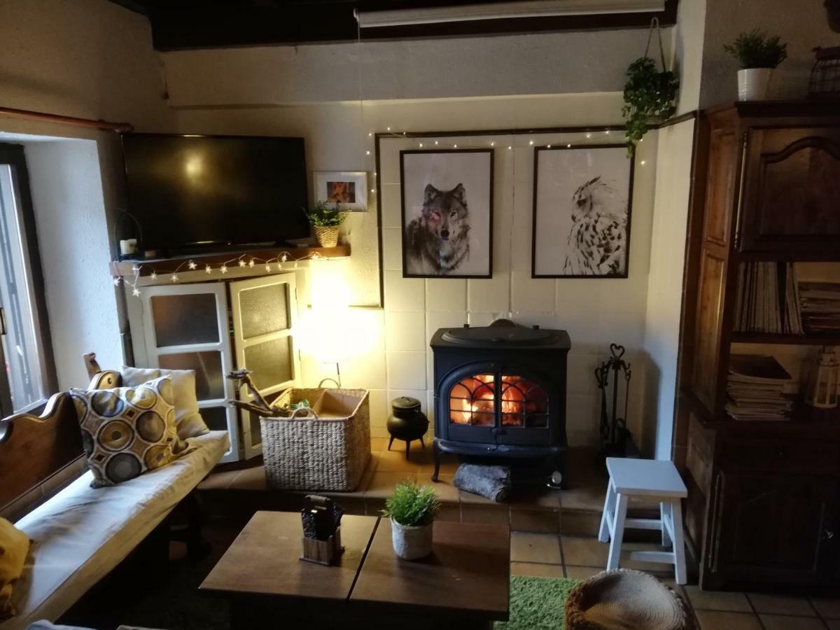 Refugio La Ardilla Real Hostel โปซาดา เด วาลเดออน ภายนอก รูปภาพ